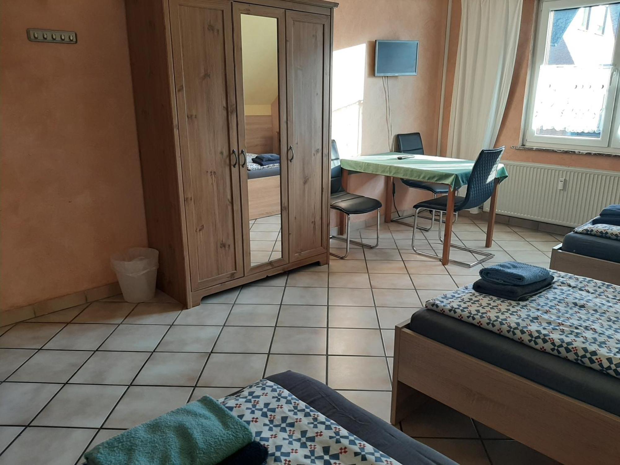 Haus Roseneck-Pension Am Stadtrand Borchen Szoba fotó