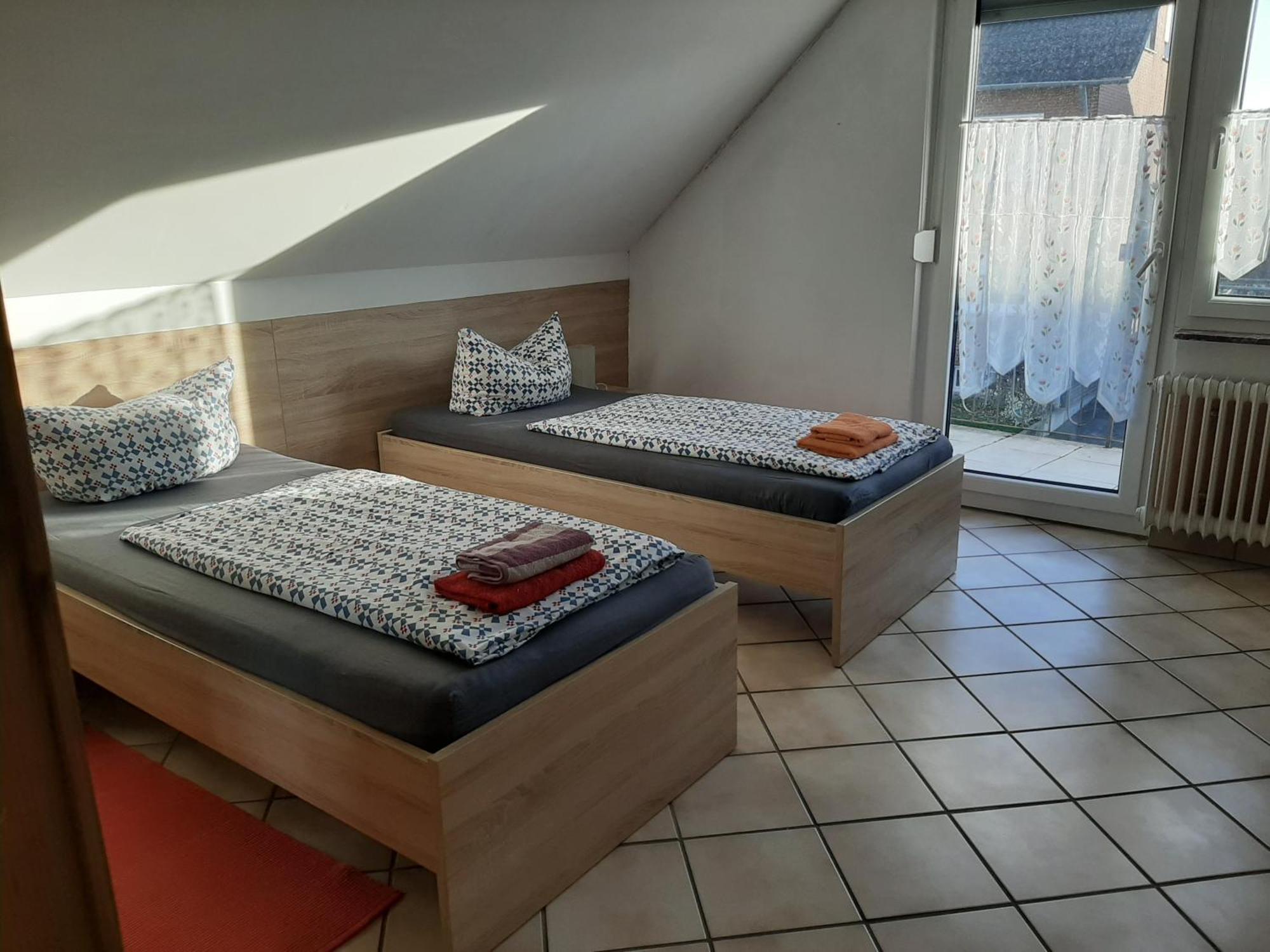 Haus Roseneck-Pension Am Stadtrand Borchen Szoba fotó